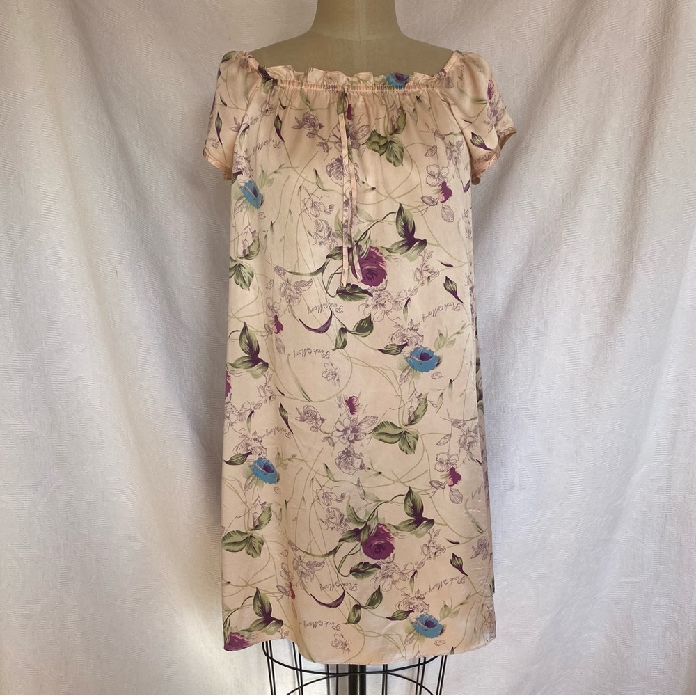 Pure printed silk chemise in pink floral patter.